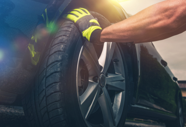 4 Signs That Your Tires Need to be Rotated